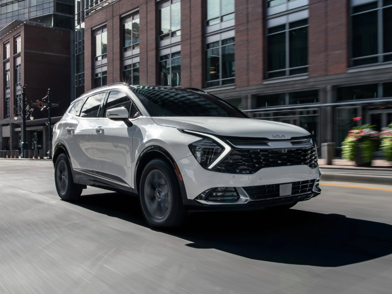 Get the most from your drive with the 2024 Sportage Hybrid near Canfield OH